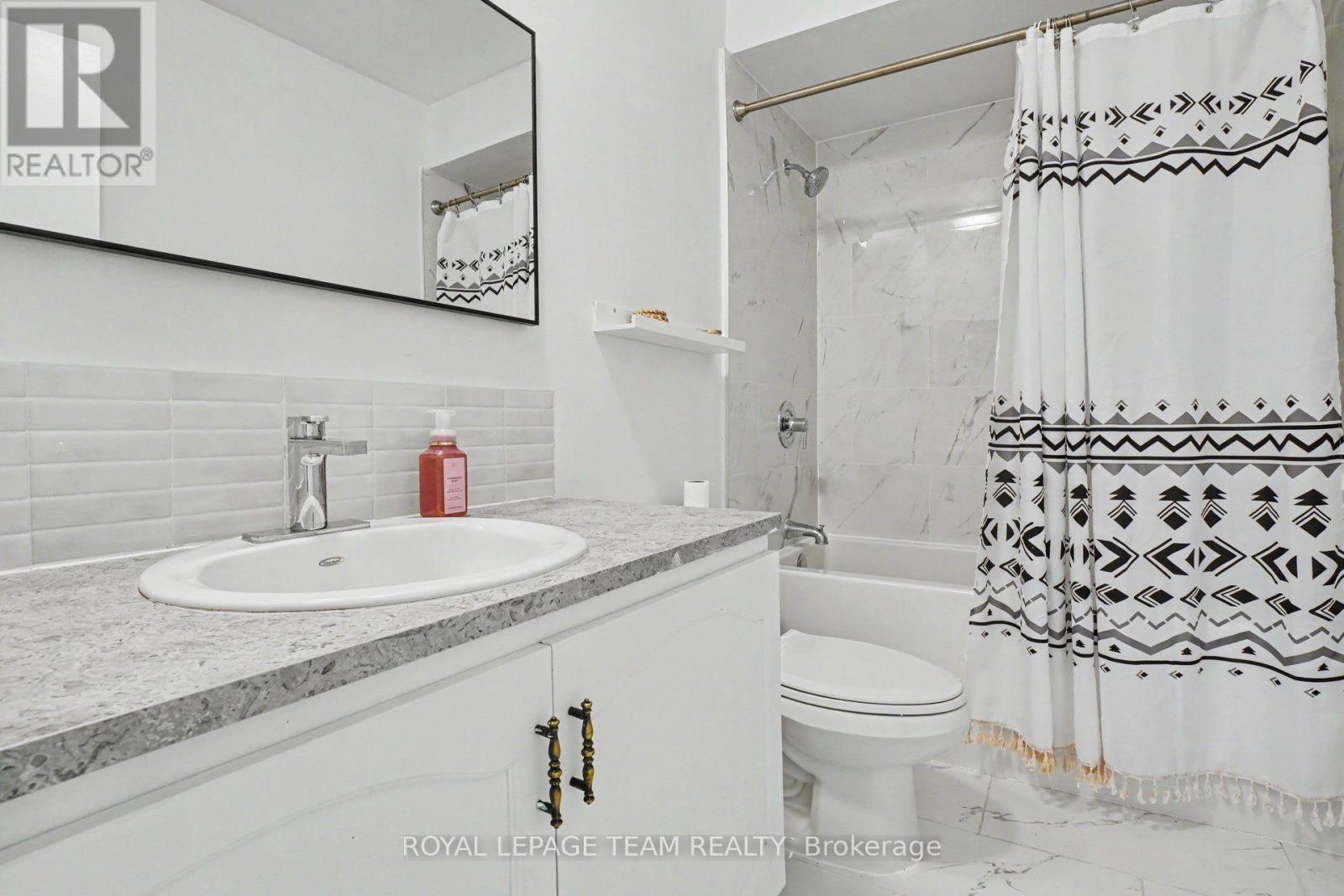 42 Sundback Lane Property Photo 18
