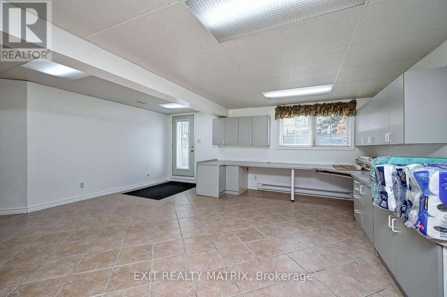 2573 Mitchell Street Property Photo 25