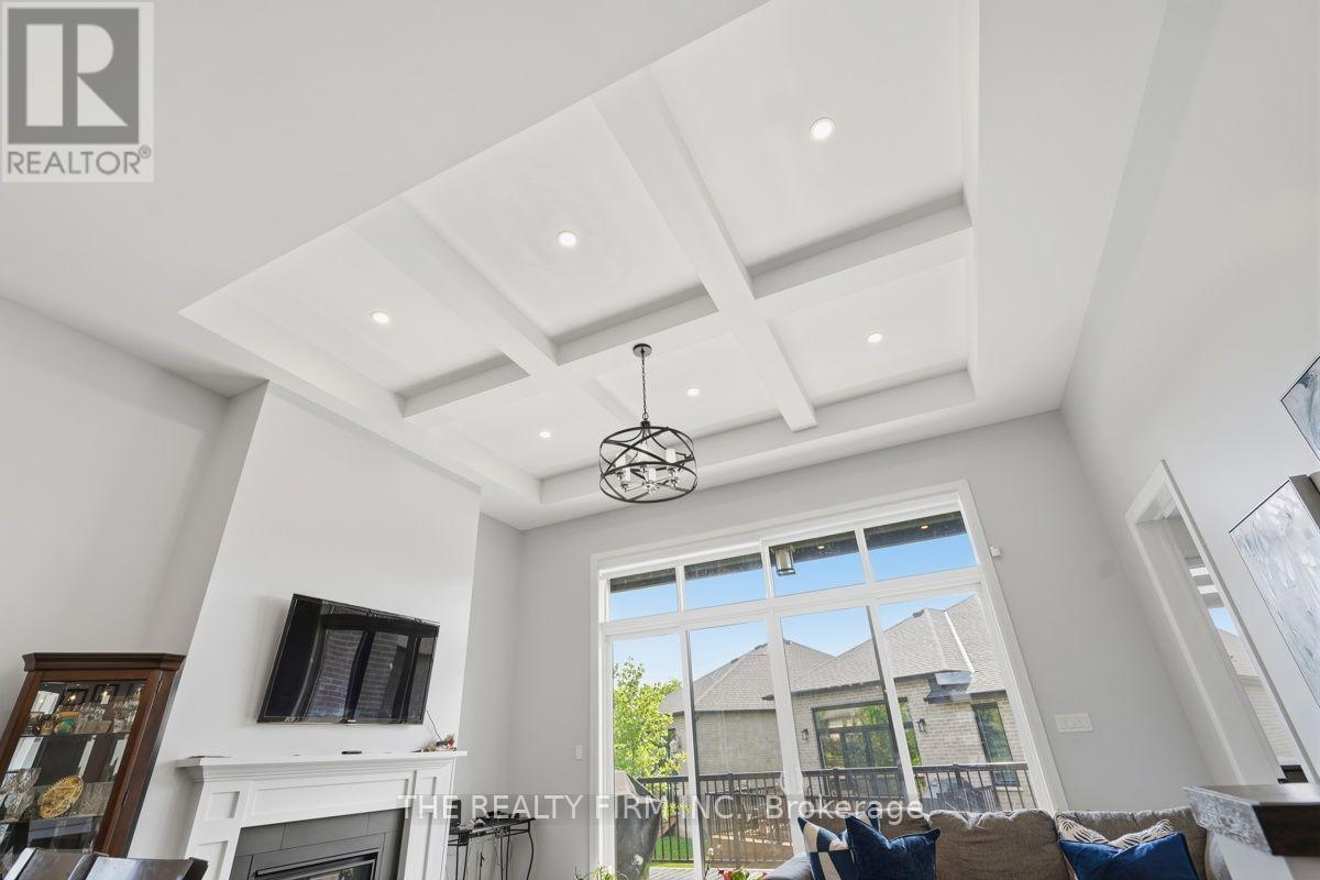 1 - 6990 Clayton Walk Property Photo 21