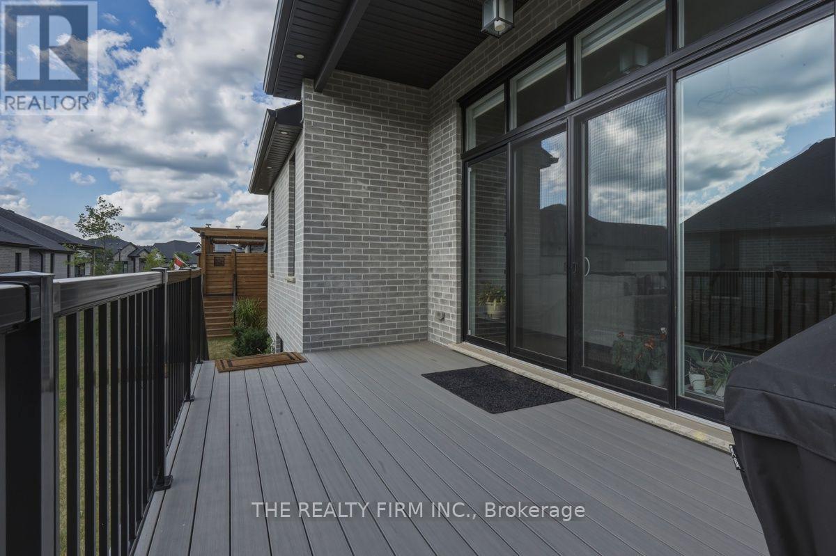 1 - 6990 Clayton Walk Property Photo 42