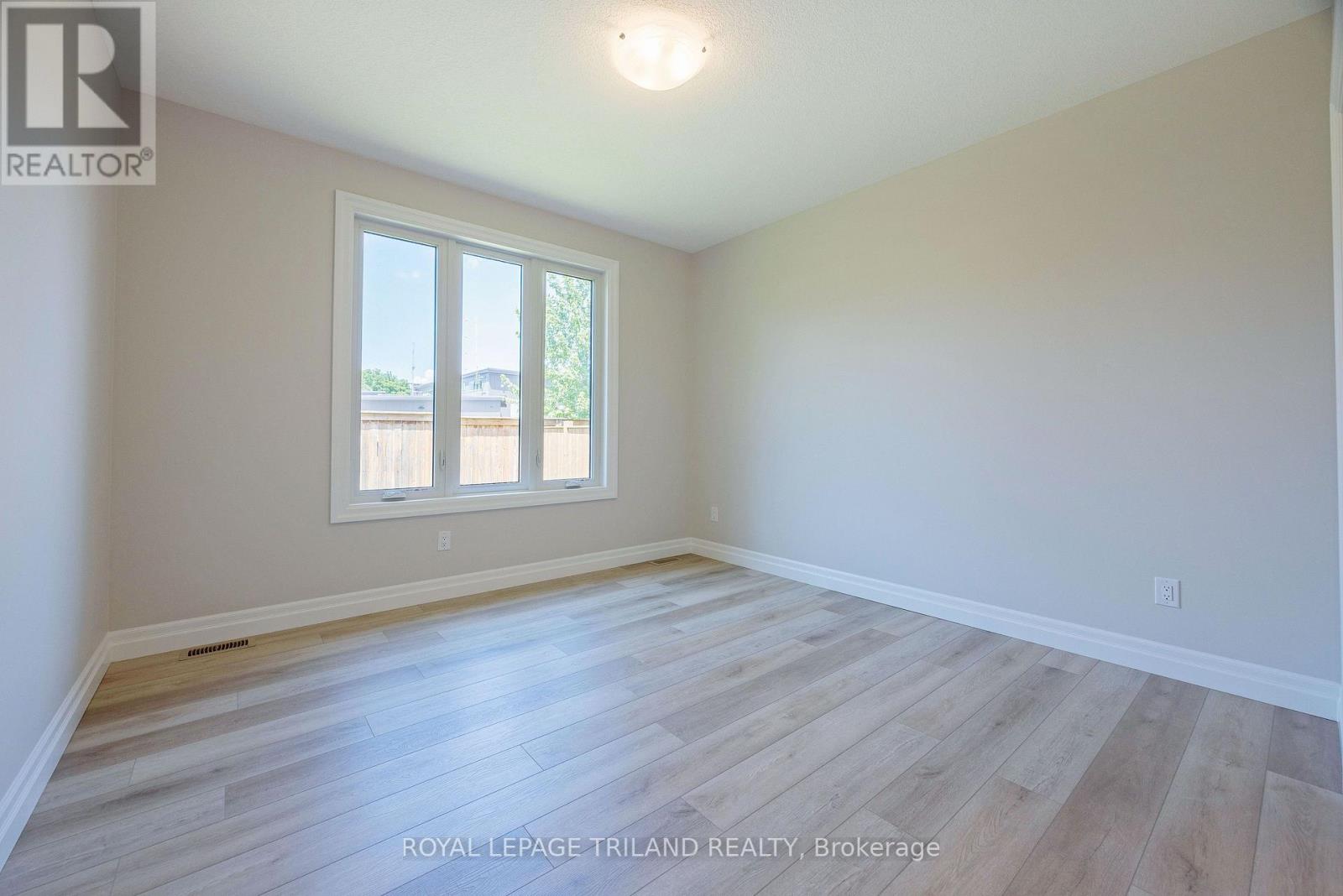 189 Catherine Street Property Photo 19