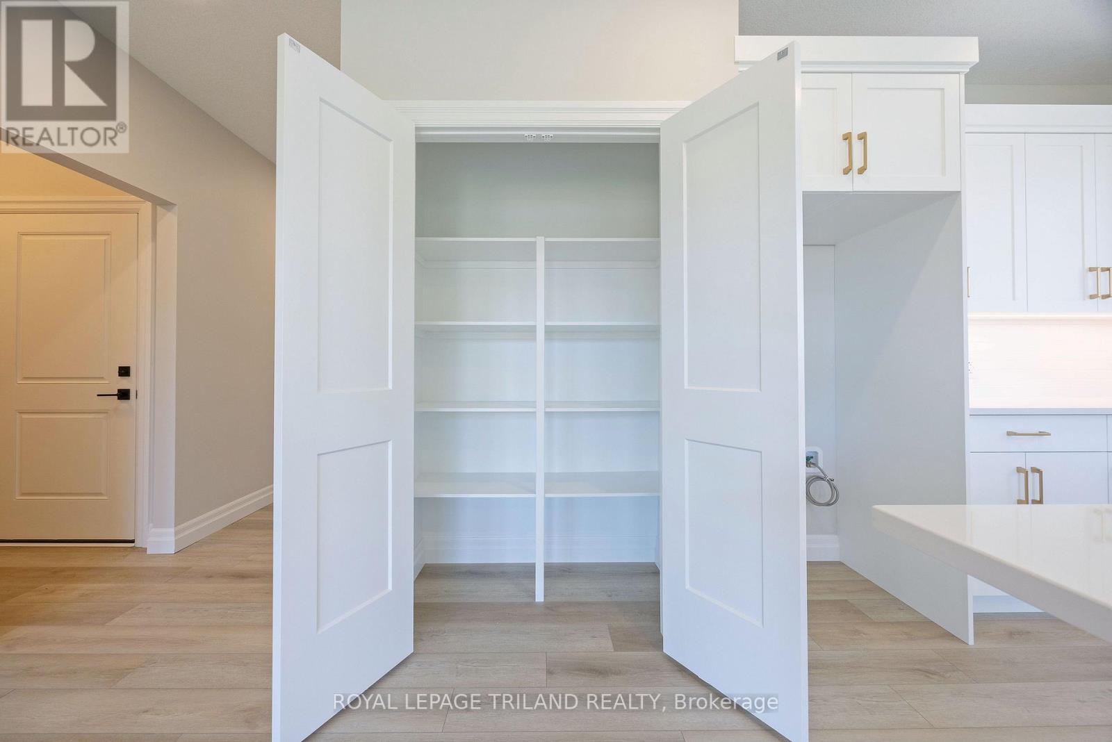 189 Catherine Street Property Photo 25