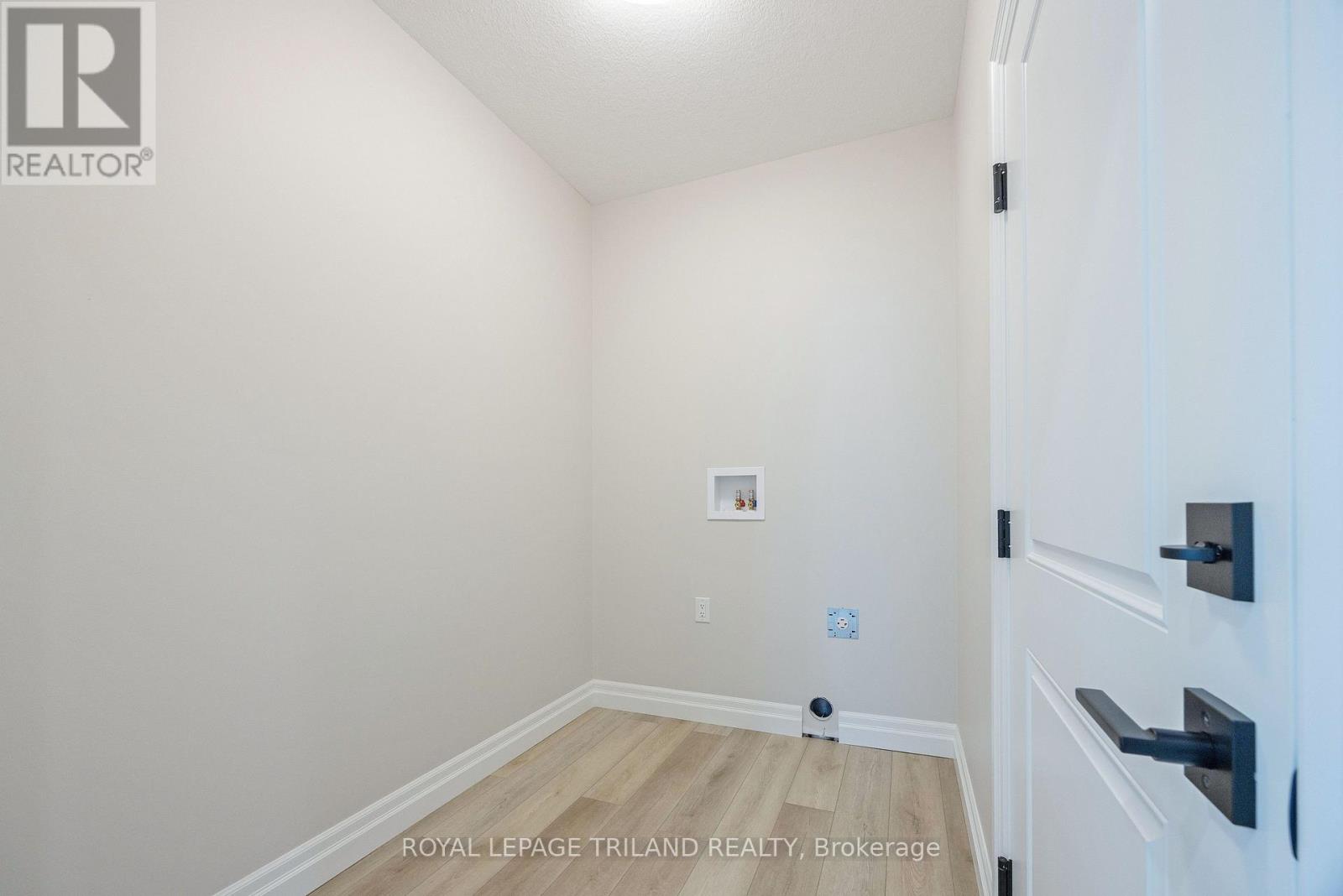 189 Catherine Street Property Photo 33