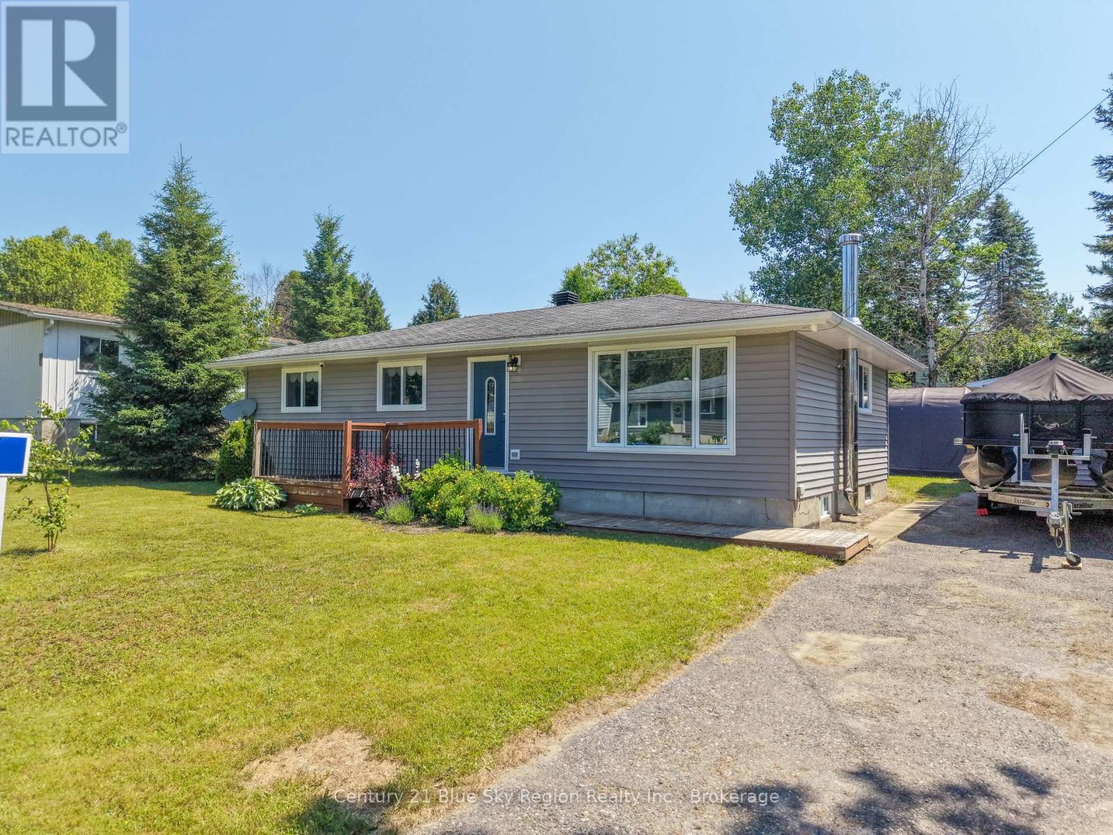 7 Birch Crescent Property Photo 1