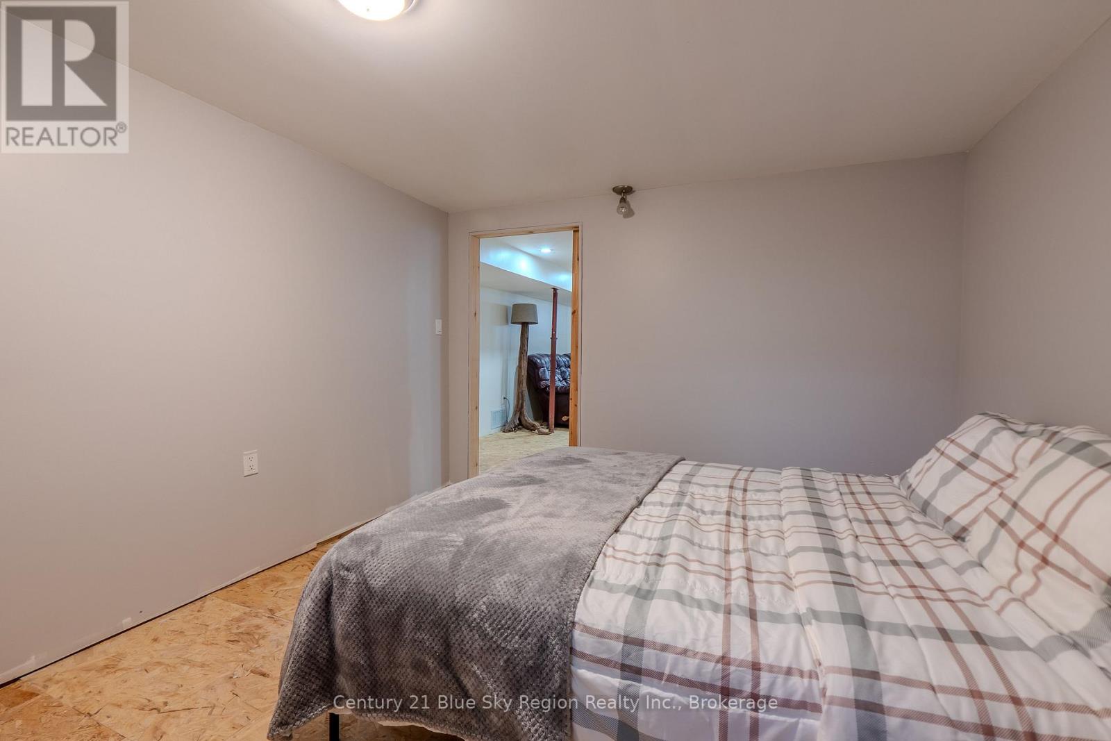 7 Birch Crescent Property Photo 25
