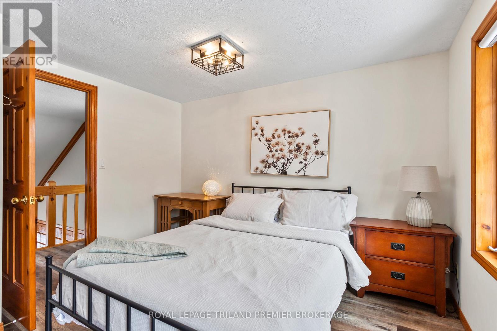 9936 Ontario Street Property Photo 36