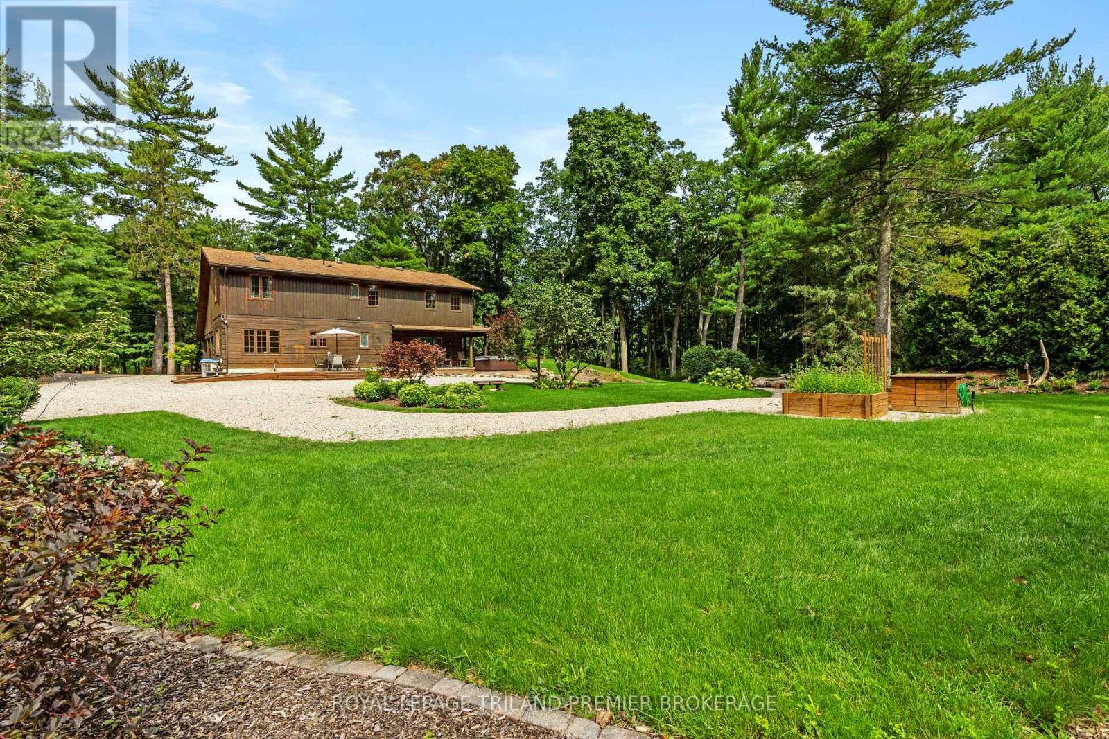 9936 Ontario Street Property Photo 38