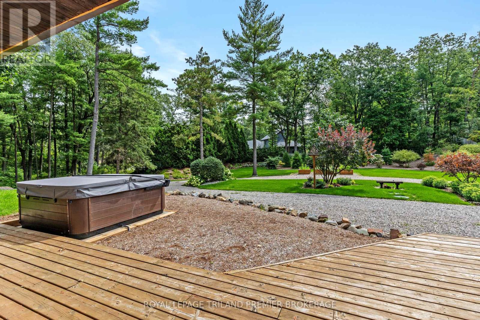 9936 Ontario Street Property Photo 40