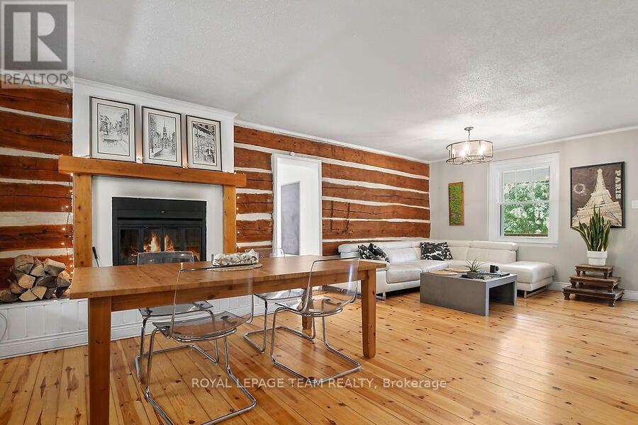 3636 Forestview Lane Property Photo 7