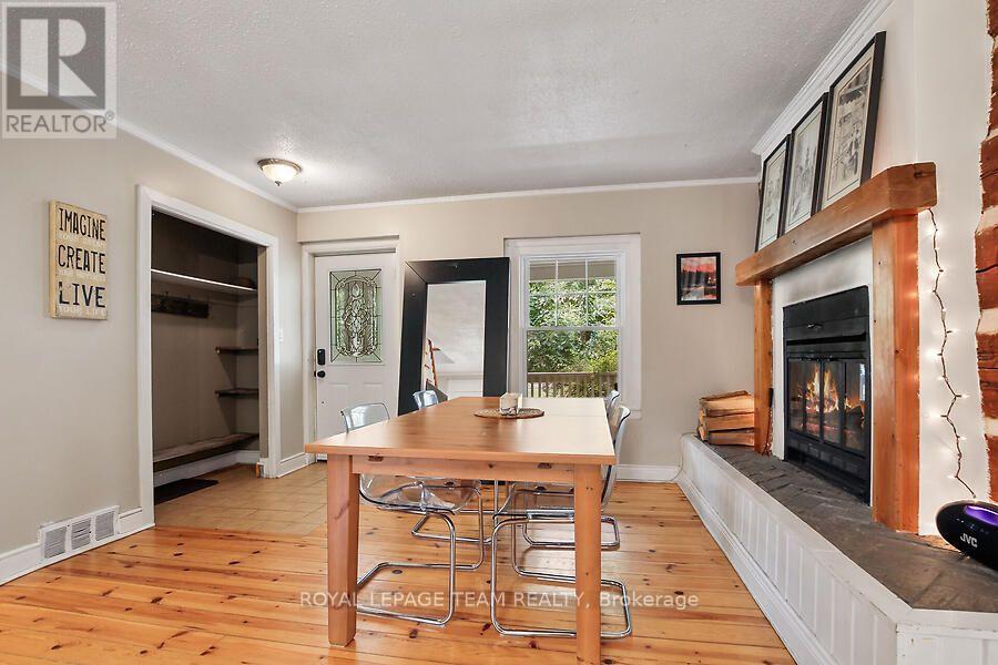 3636 Forestview Lane Property Photo 9