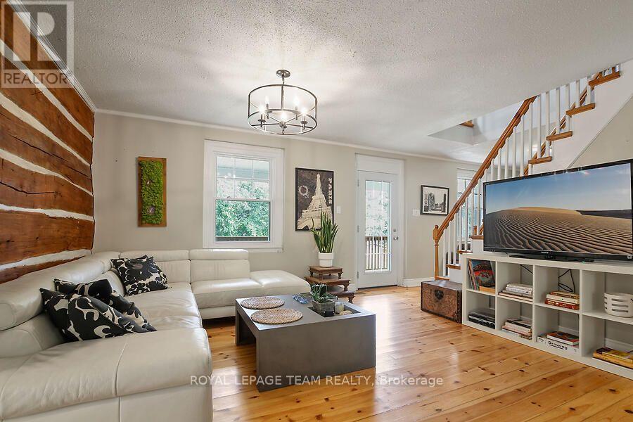 3636 Forestview Lane Property Photo 12