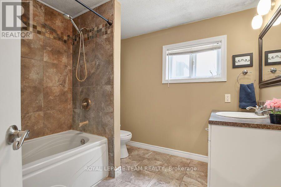 3636 Forestview Lane Property Photo 28