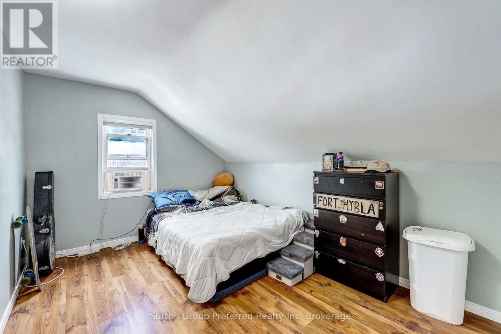 685744 Main Street Property Photo 25