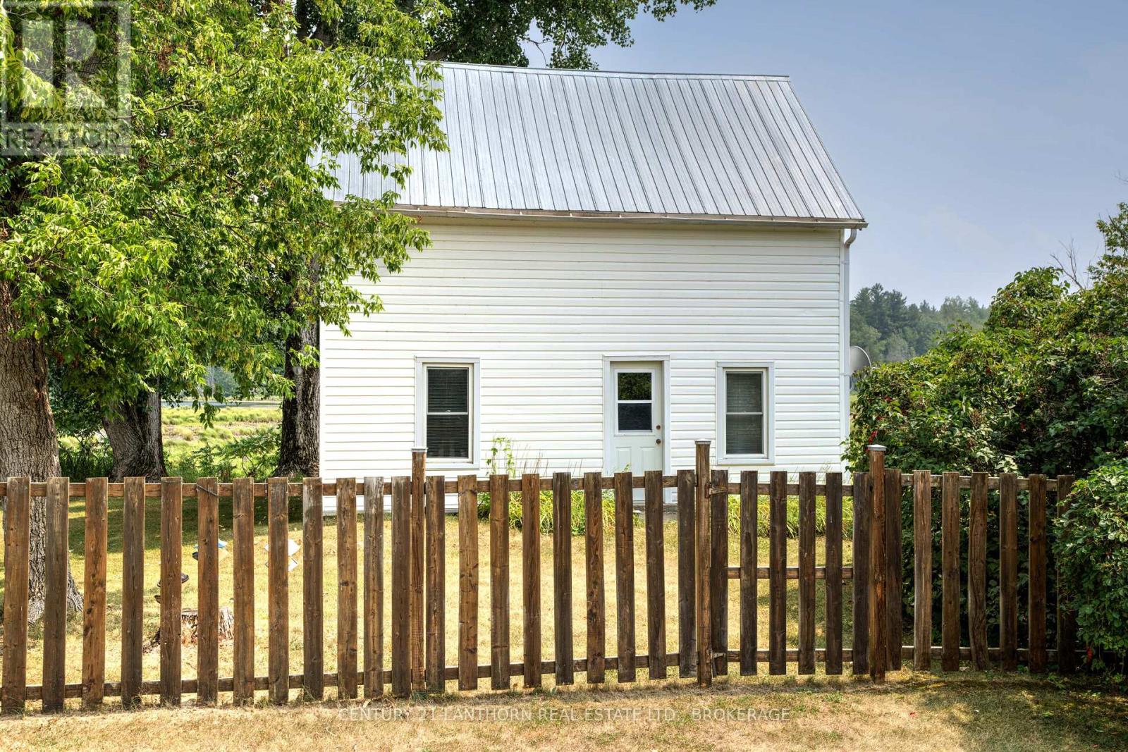 2905 County Rd 15 Road Property Photo 11