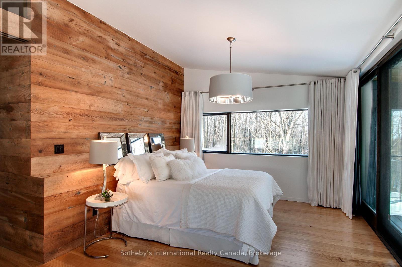 46479 Old Mail Road Property Photo 11