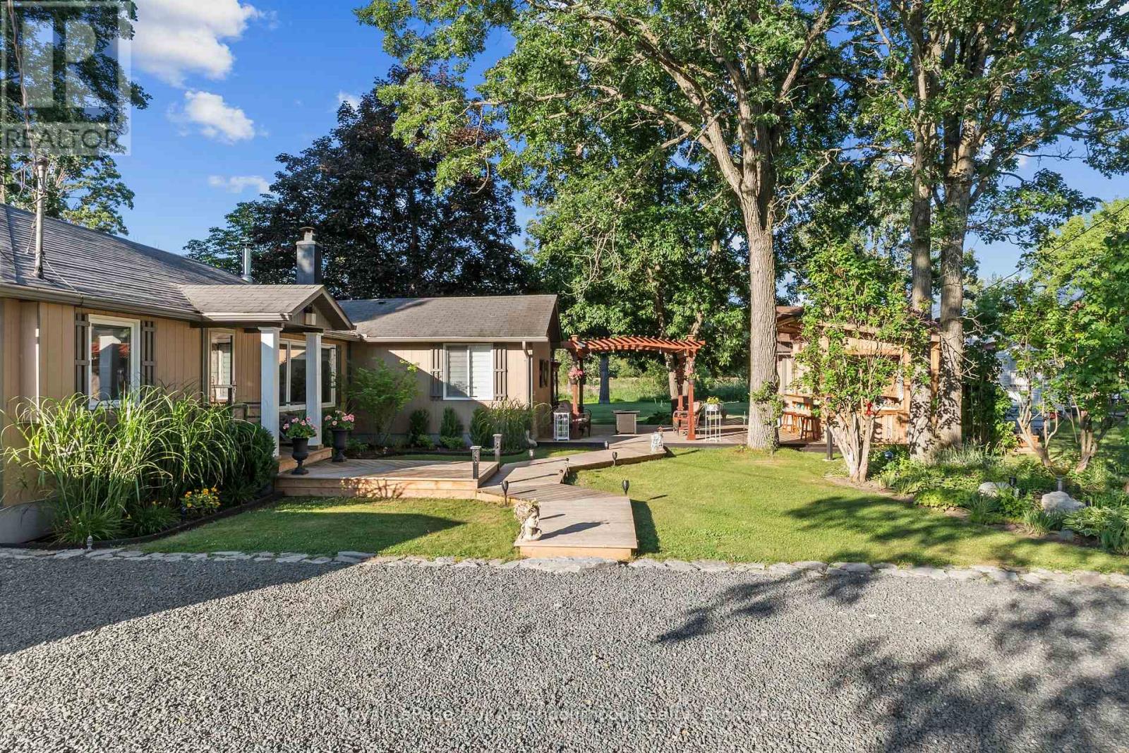 551 Percy Boom Road Property Photo 3