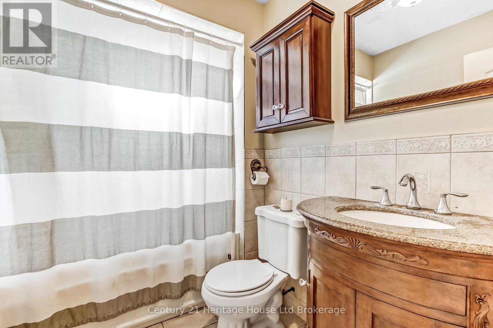 84 Anderson Street Property Photo 9