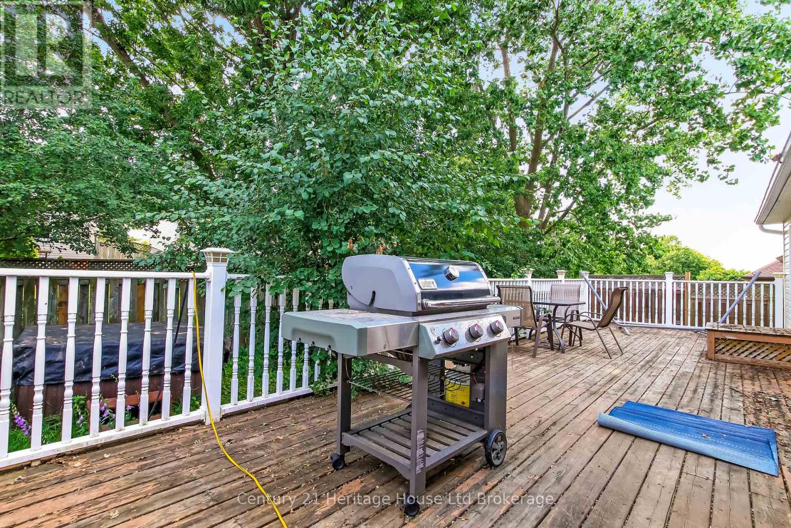 84 Anderson Street Property Photo 19
