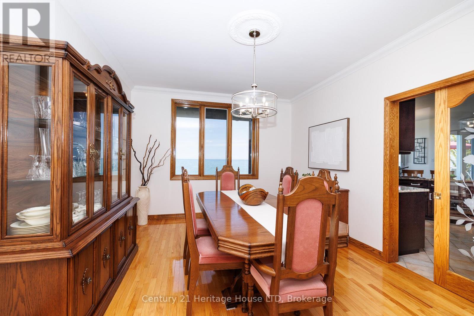 6 Jacob's Landing Property Photo 15