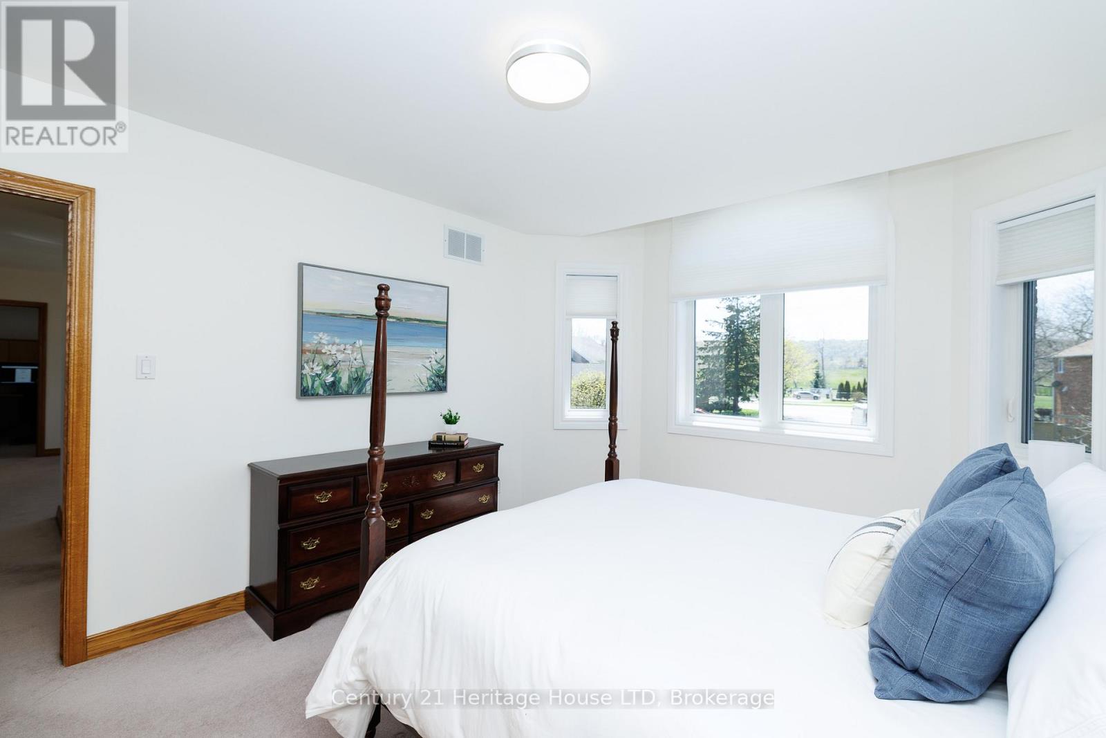 6 Jacob's Landing Property Photo 28