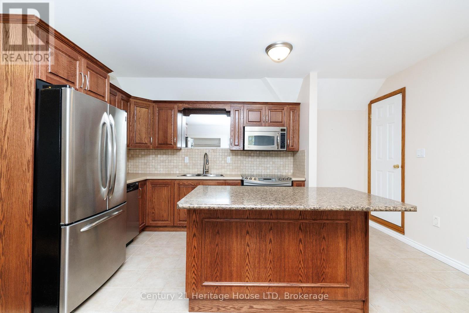 6 Jacob's Landing Property Photo 38