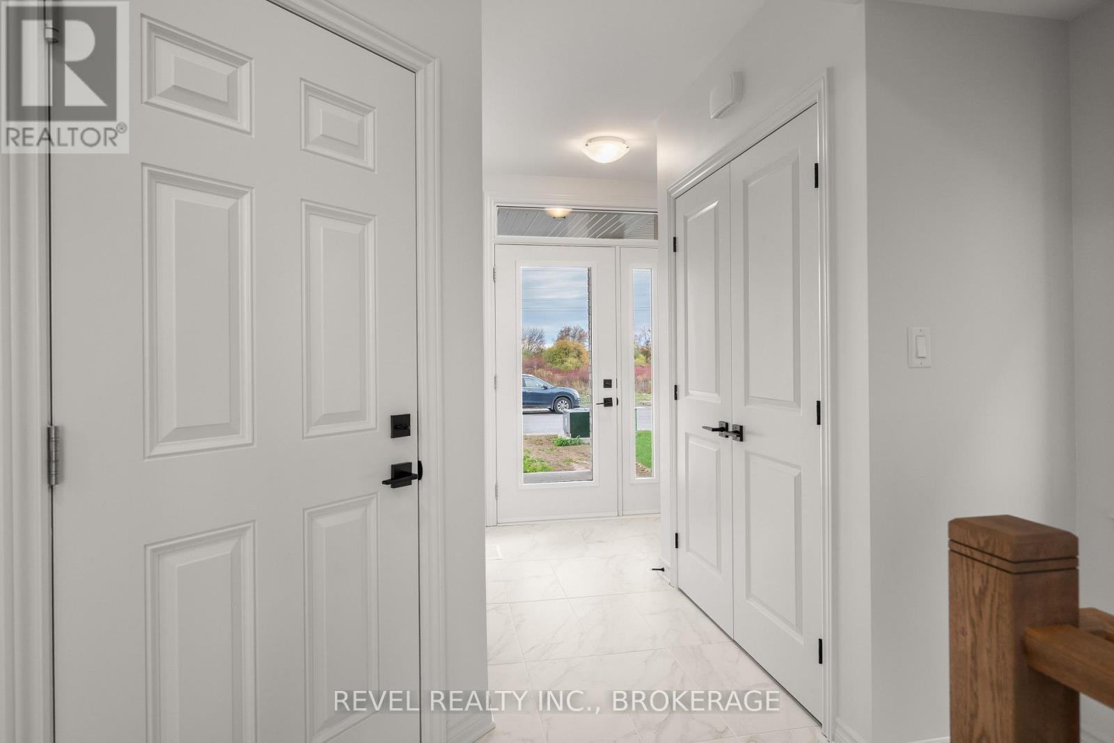 1075 Barrow Avenue Property Photo 4