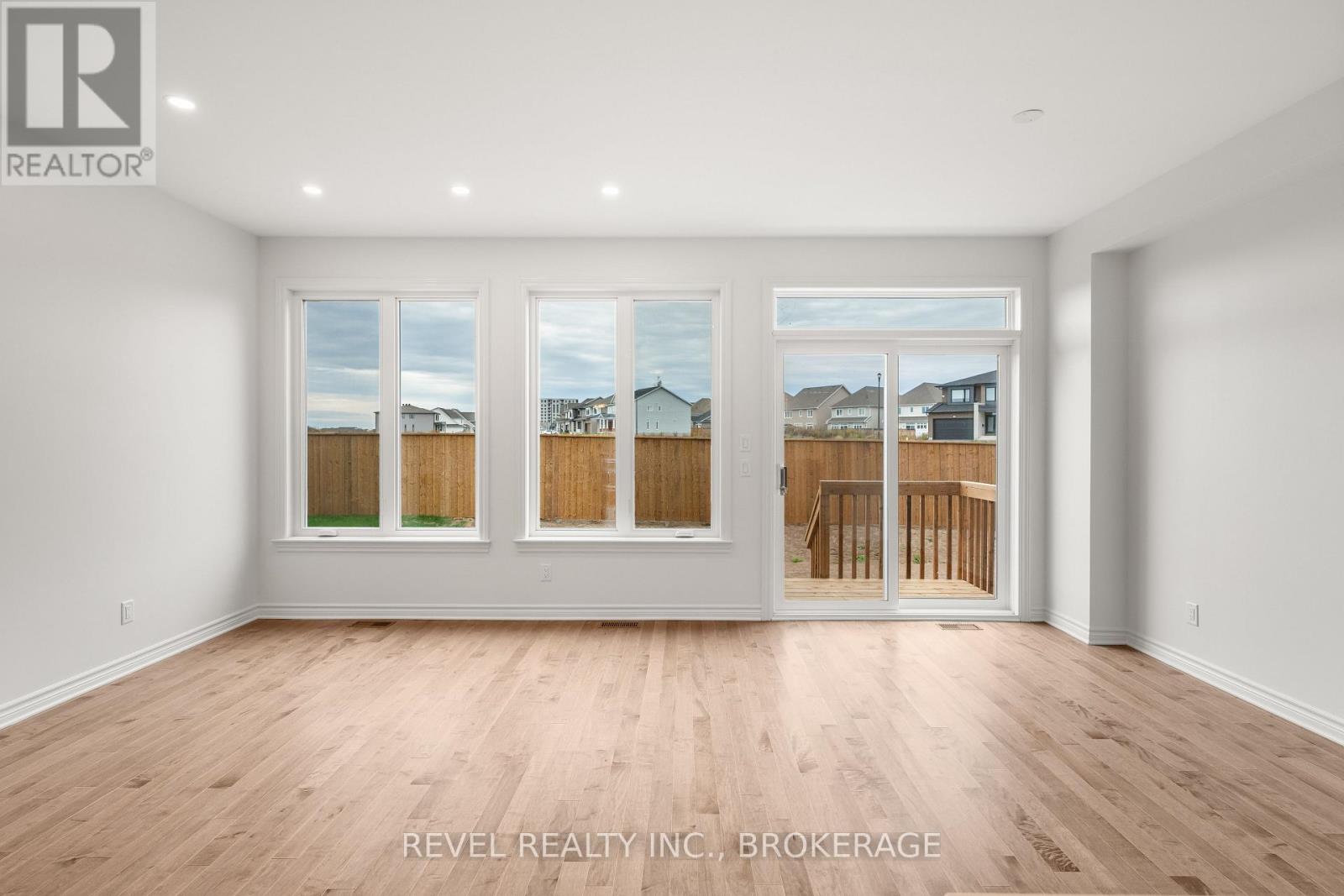 1075 Barrow Avenue Property Photo 12