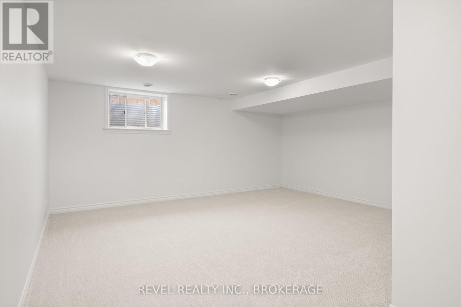 1075 Barrow Avenue Property Photo 13