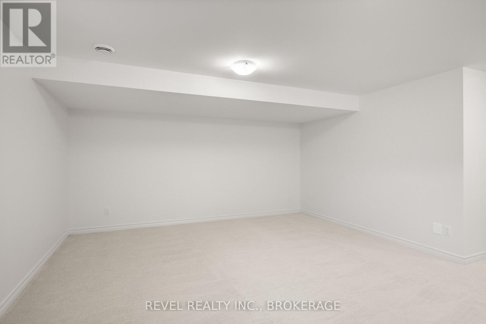 1075 Barrow Avenue Property Photo 15