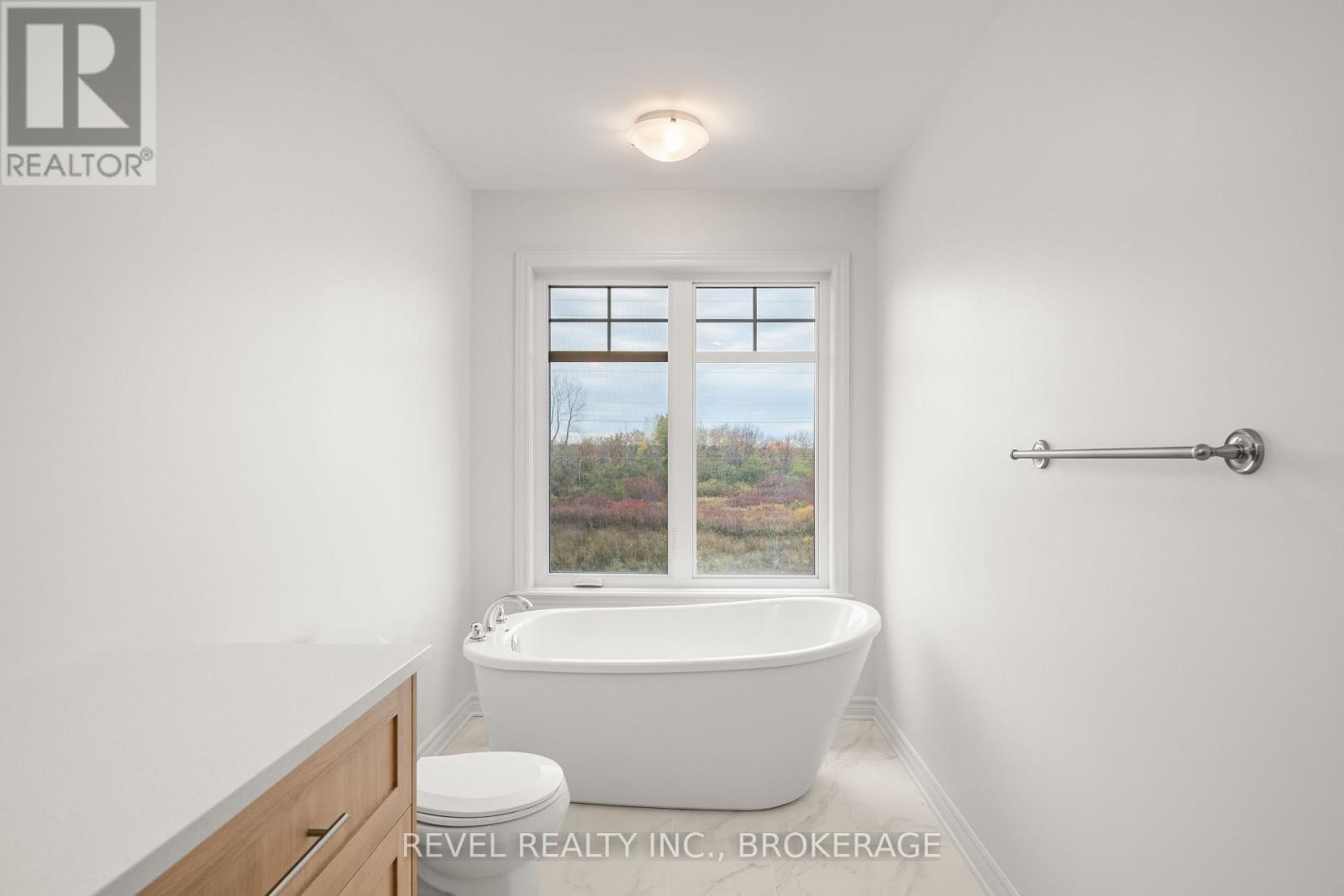 1075 Barrow Avenue Property Photo 20