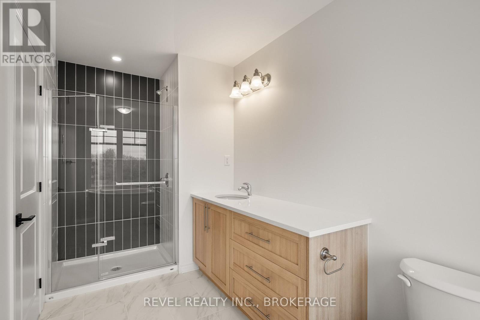 1075 Barrow Avenue Property Photo 21