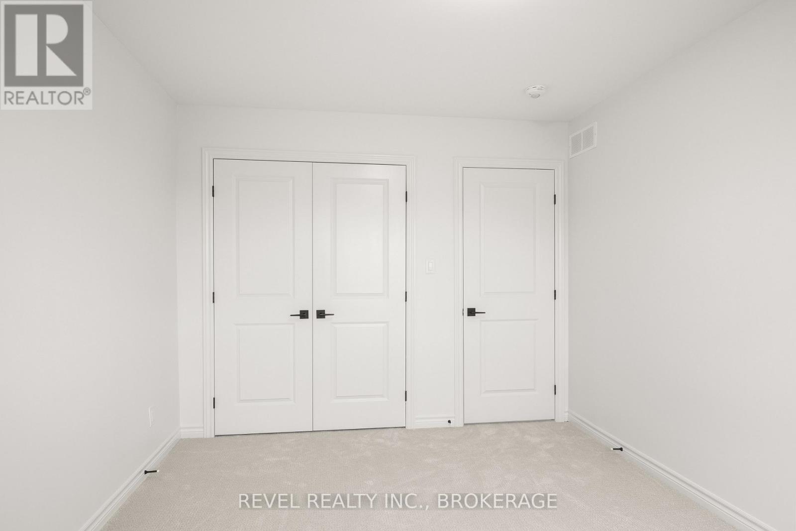 1075 Barrow Avenue Property Photo 28