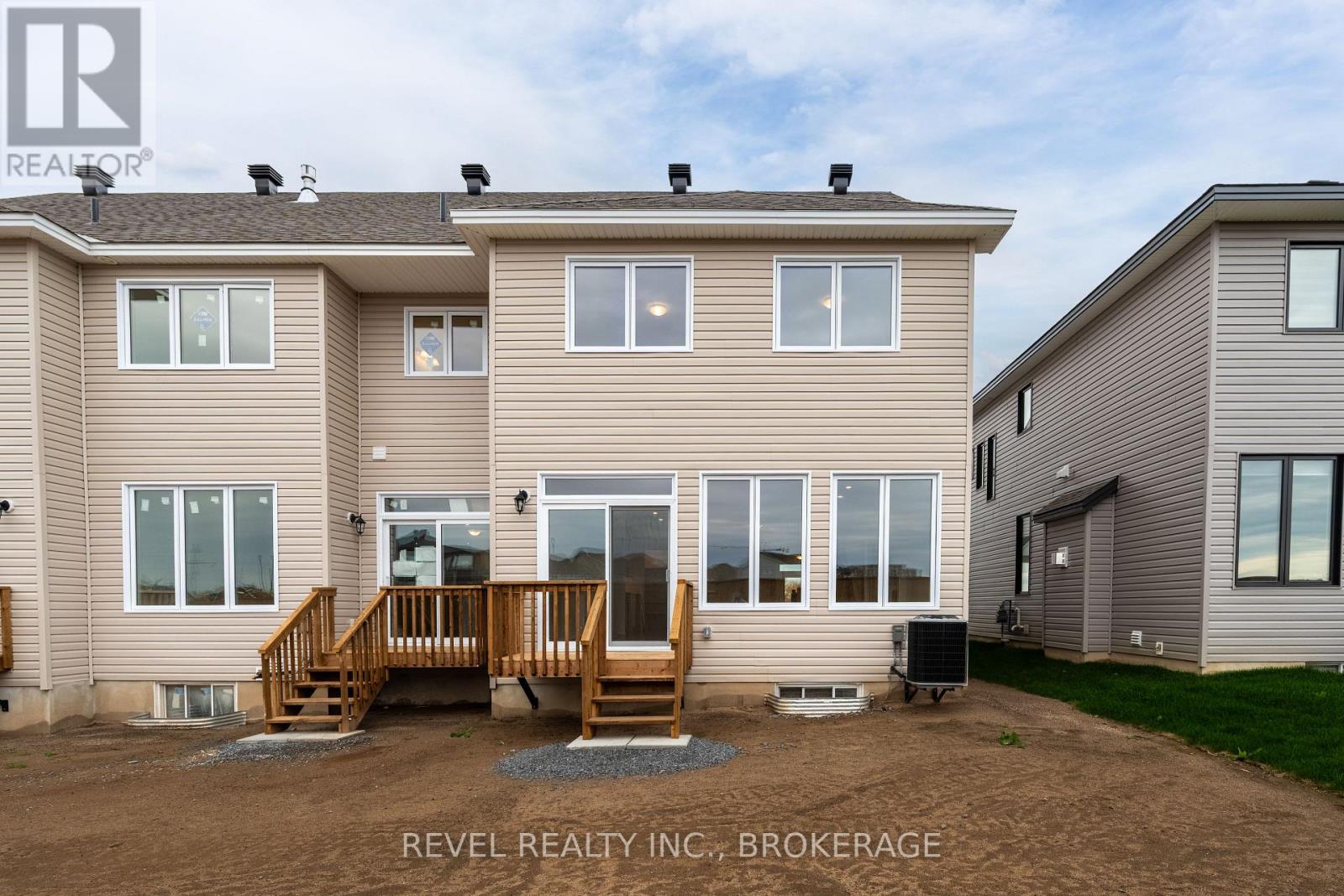 1075 Barrow Avenue Property Photo 35