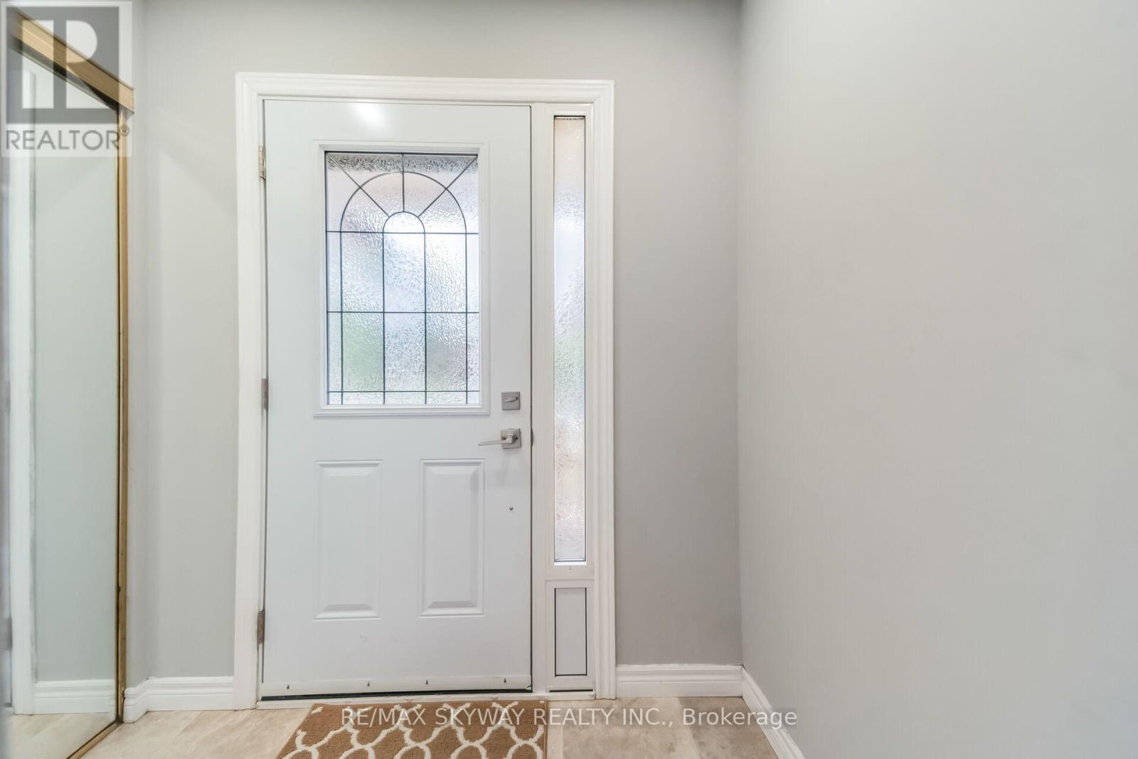 42 Newbury Drive Property Photo 7