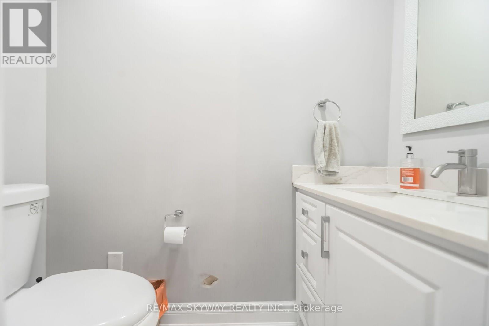 42 Newbury Drive Property Photo 19