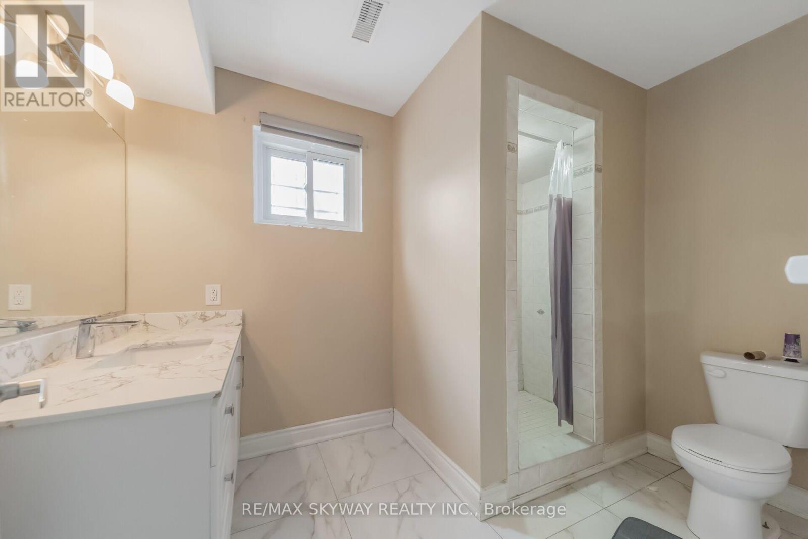 42 Newbury Drive Property Photo 35