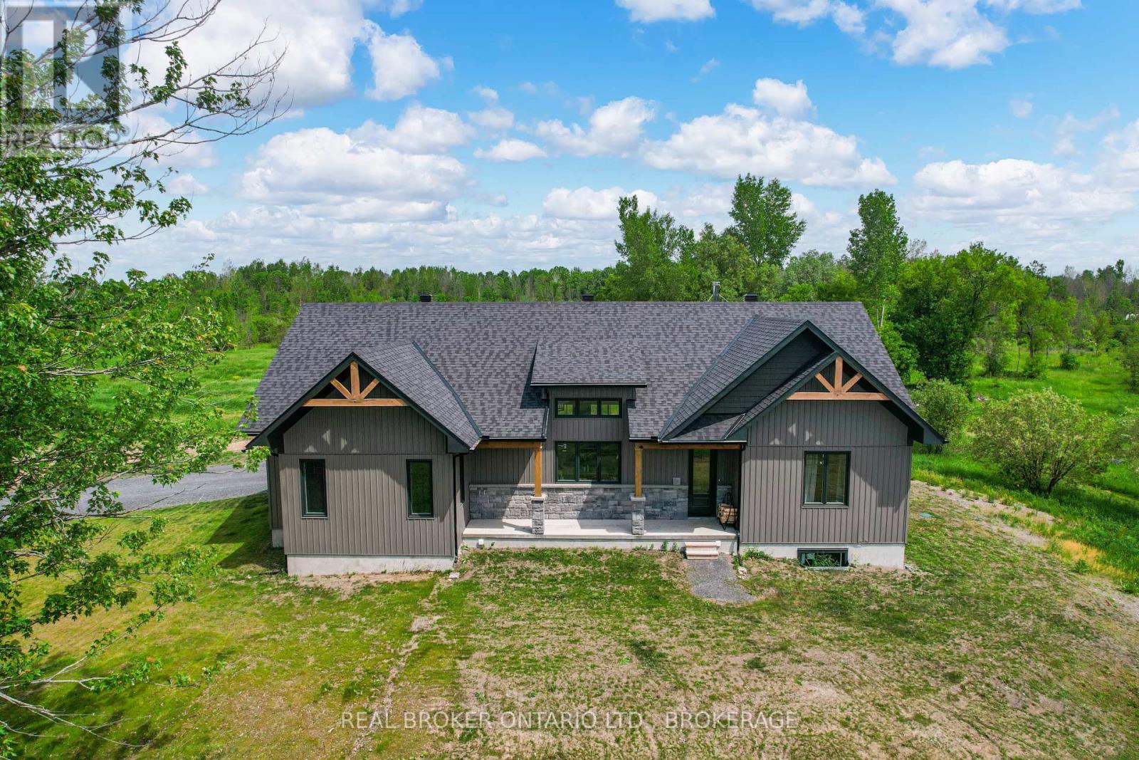 16119 Eamer Road Property Photo 2