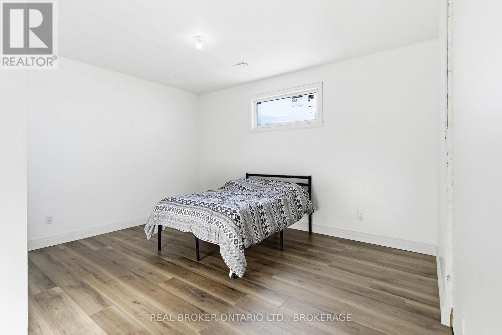 16119 Eamer Road Property Photo 30
