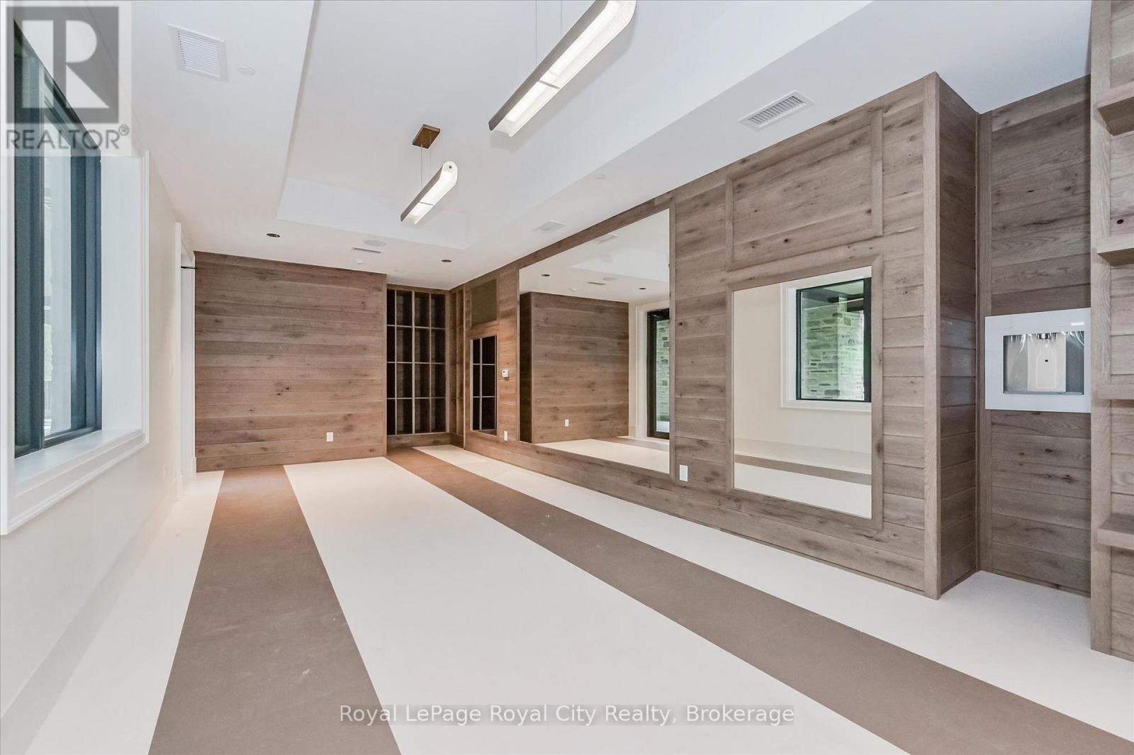 314 - 6523 Wellington Road 7 Road Property Photo 34