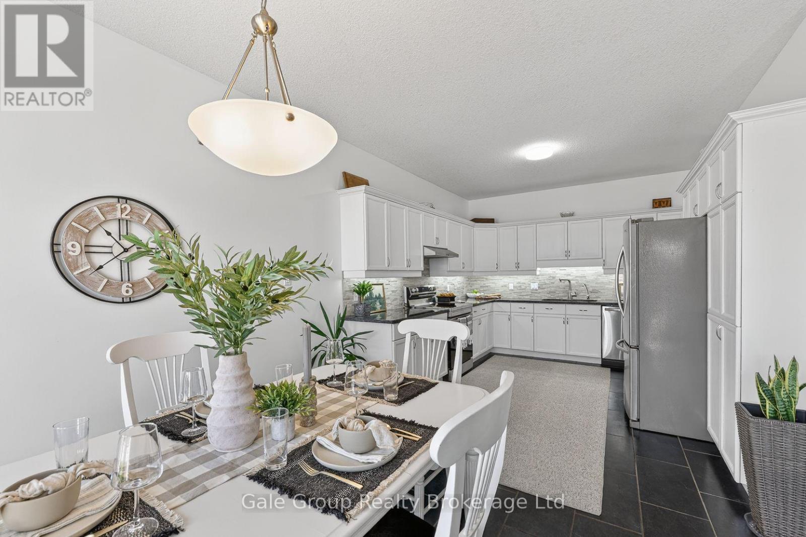 89 Woodvale Drive Property Photo 7