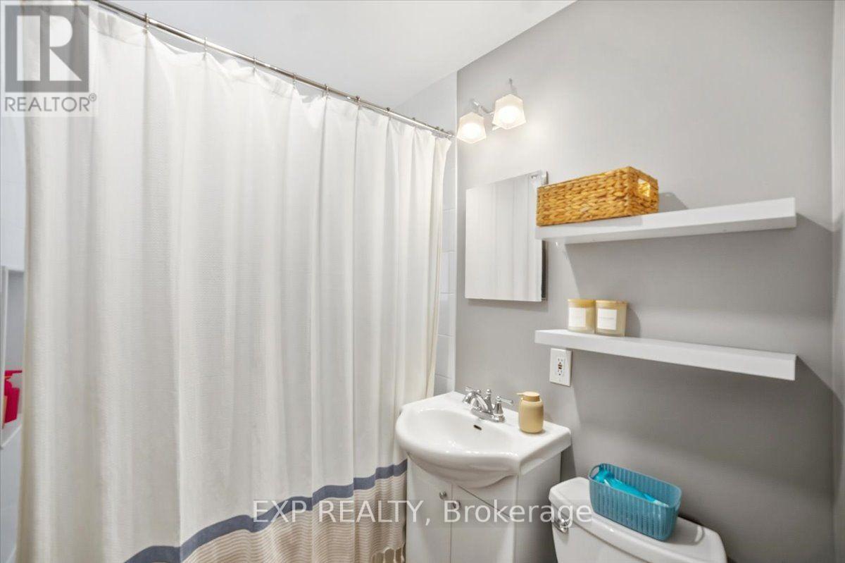 166 Catharine Avenue Property Photo 21