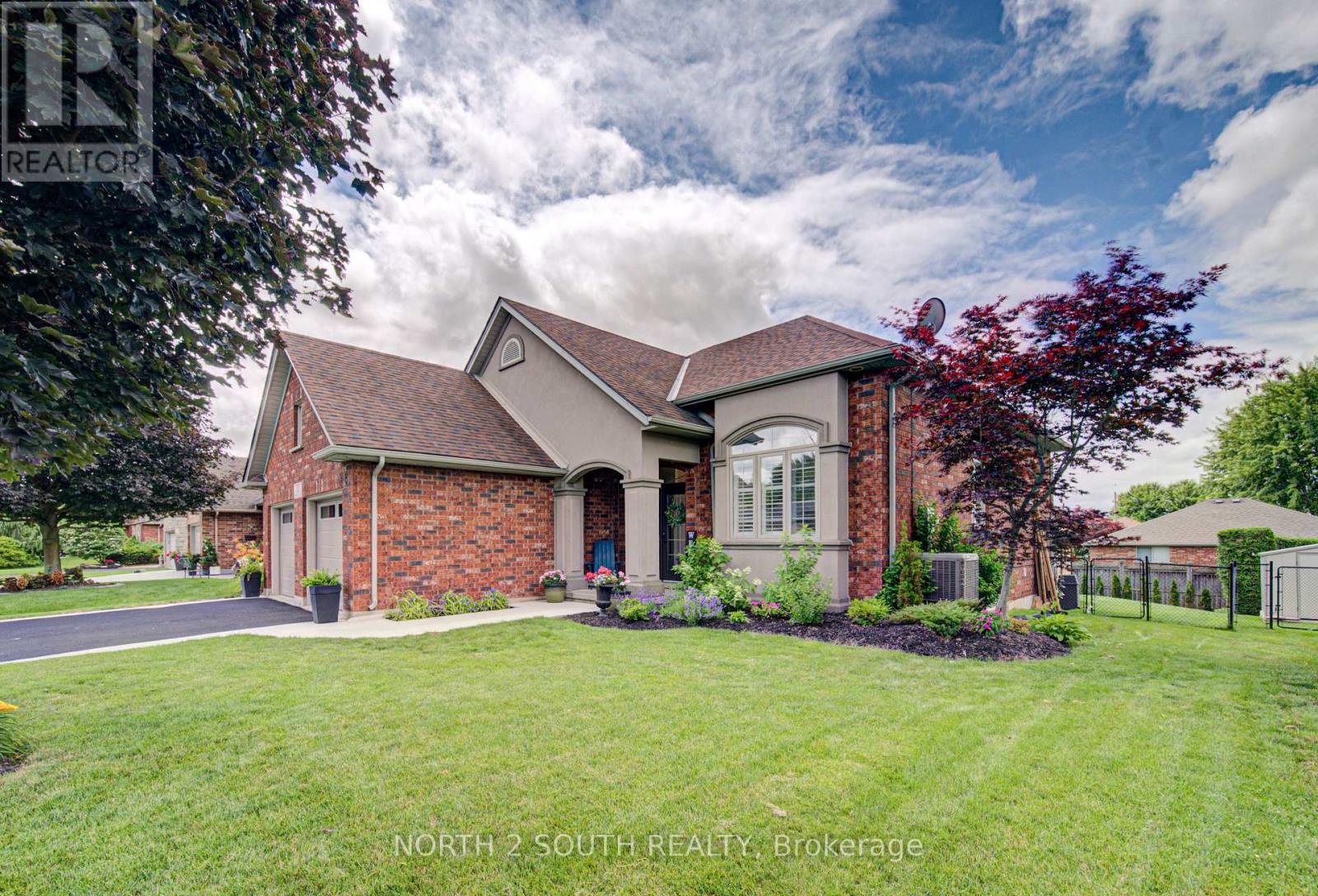 22 LONG LANE