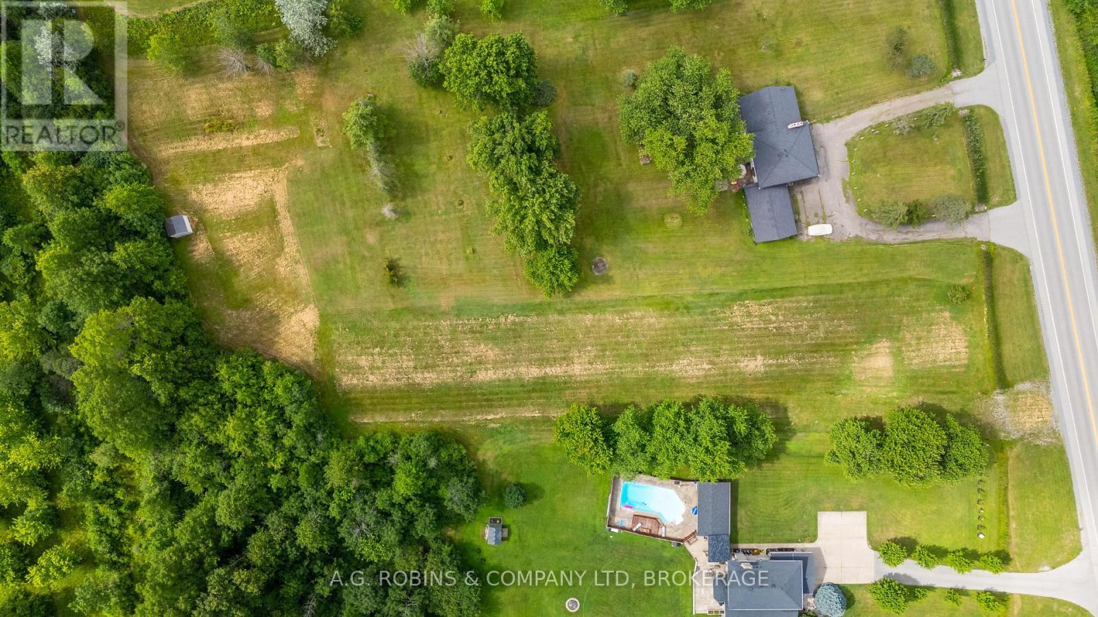 138 Moyer Road Property Photo 4