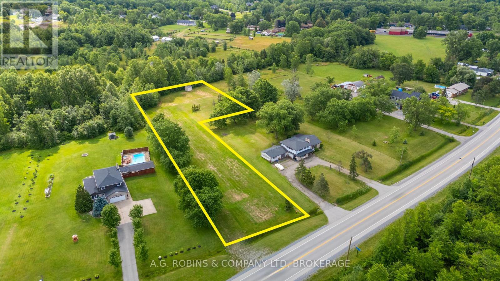138 Moyer Road Property Photo 8