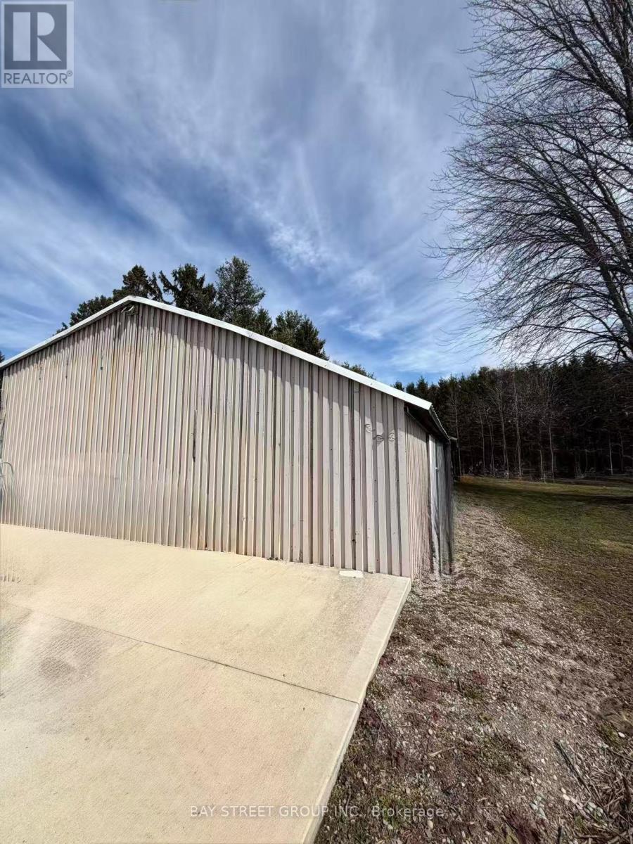 20301 Cherry Hill Road Centre Property Photo 3