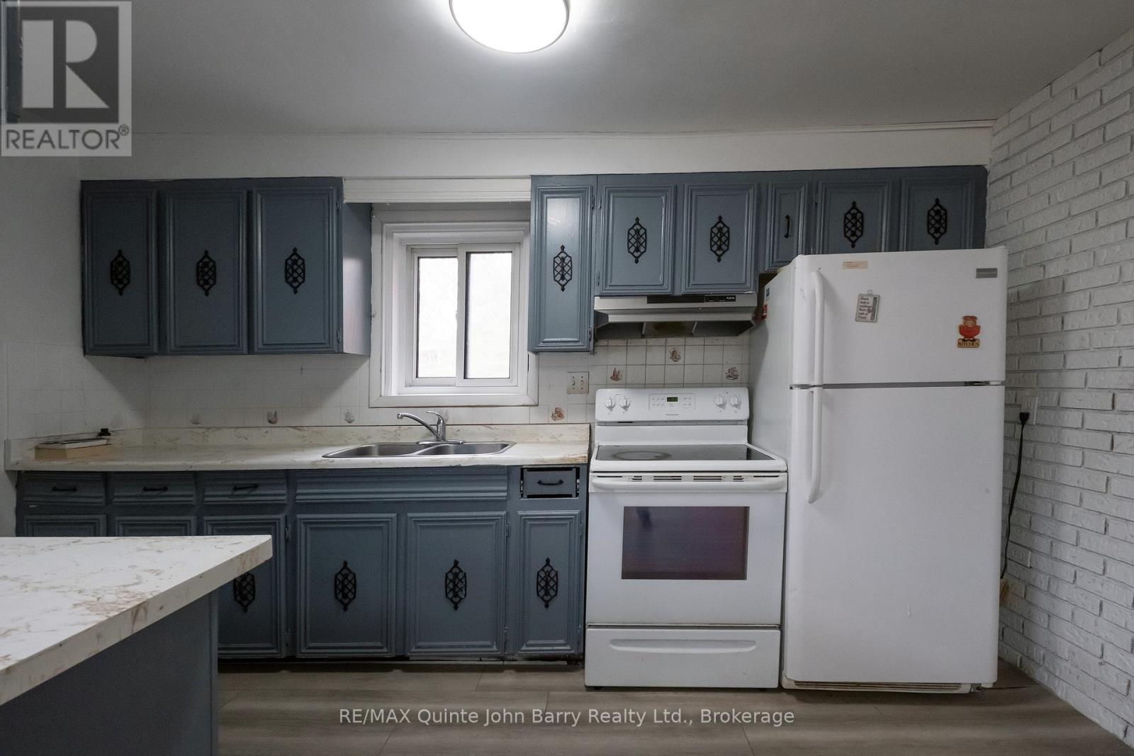18130 Telephone Road Property Photo 9