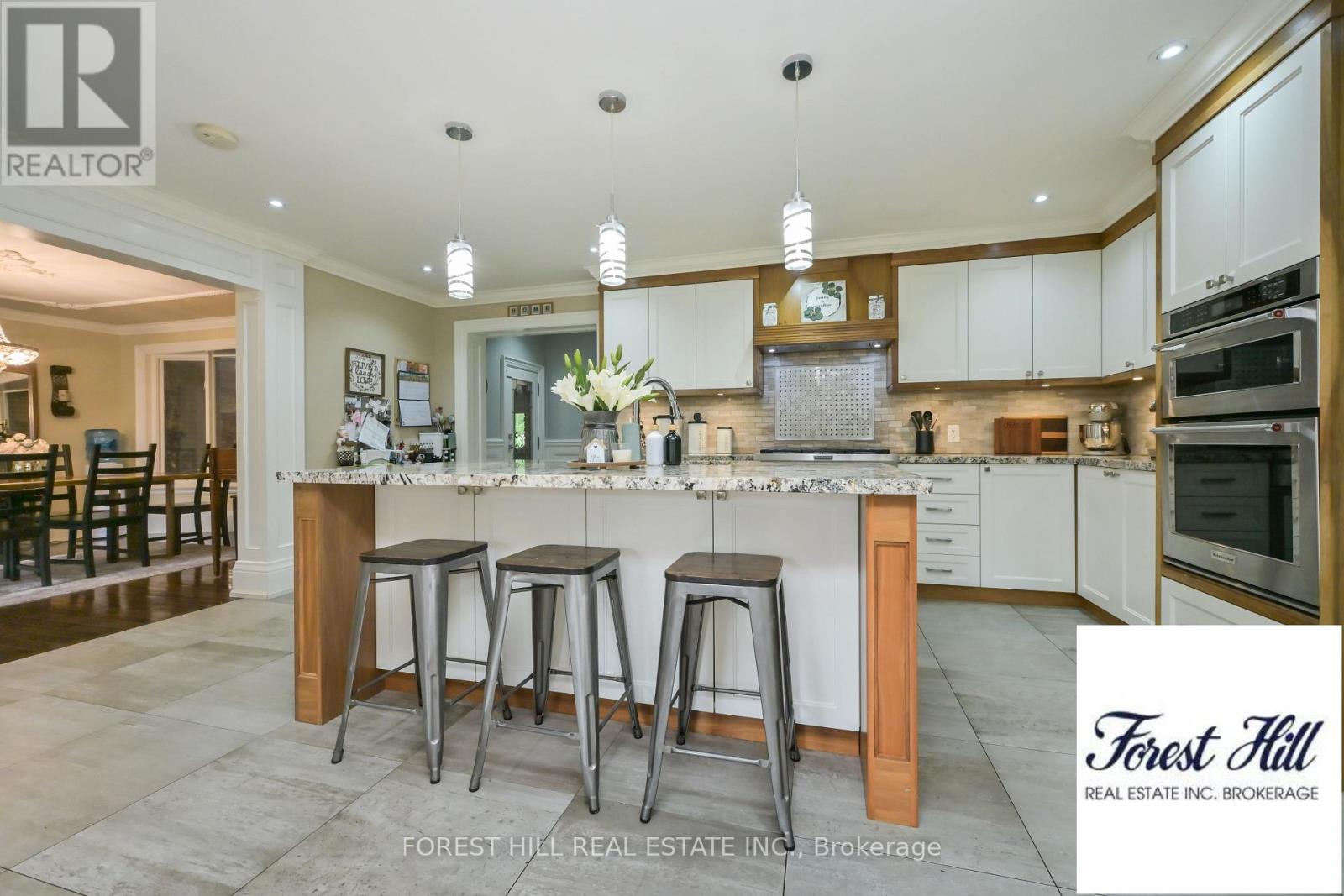 347094 Mono Centre Road Property Photo 9