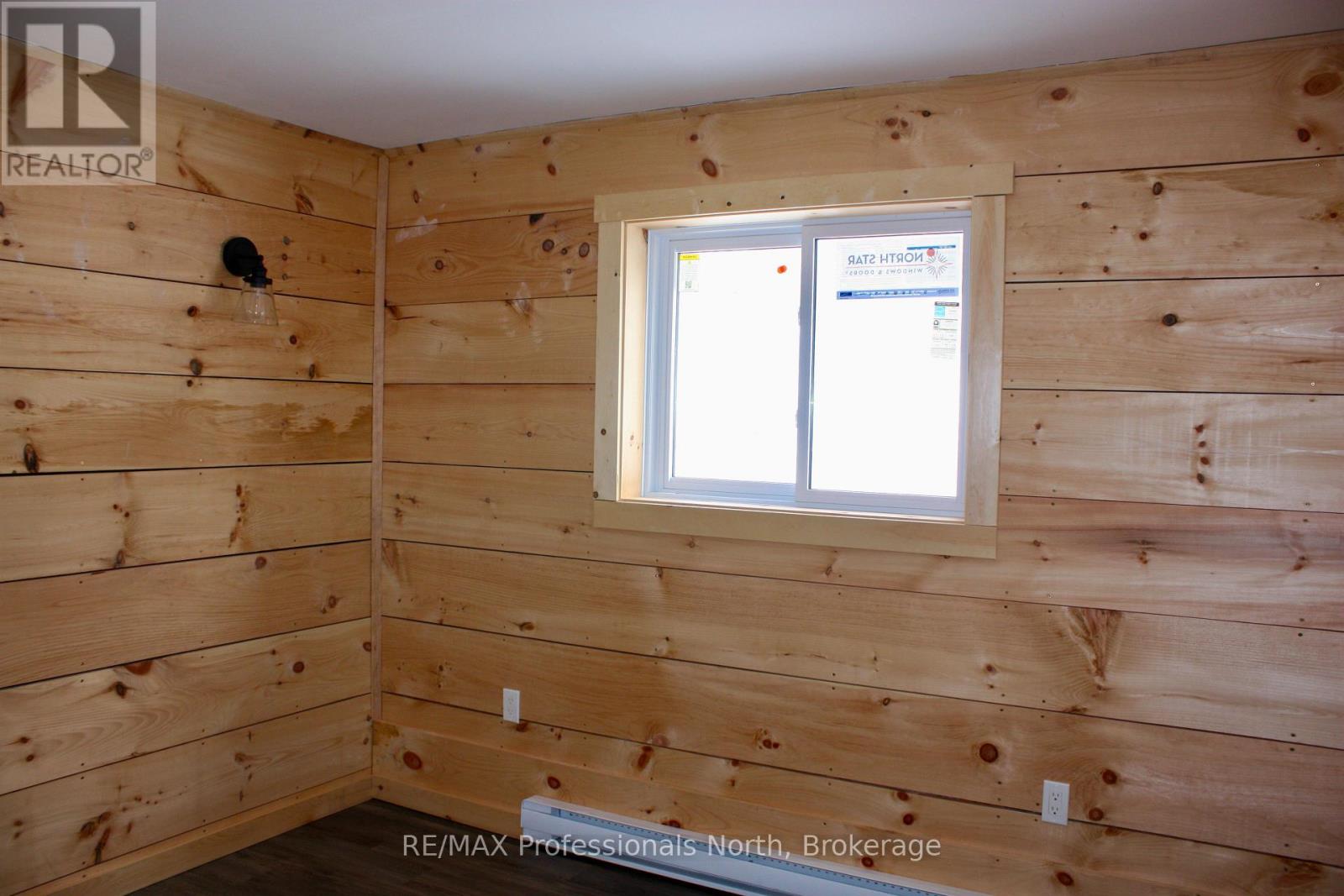 53 Long Island Property Photo 21