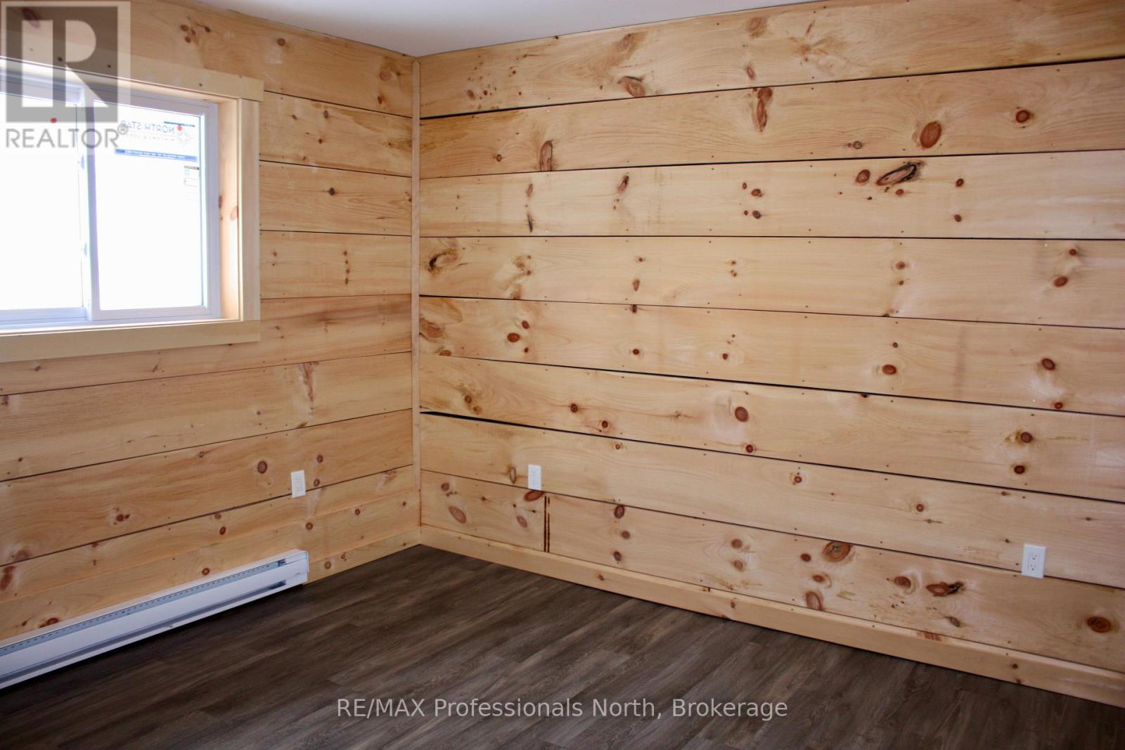53 Long Island Property Photo 22
