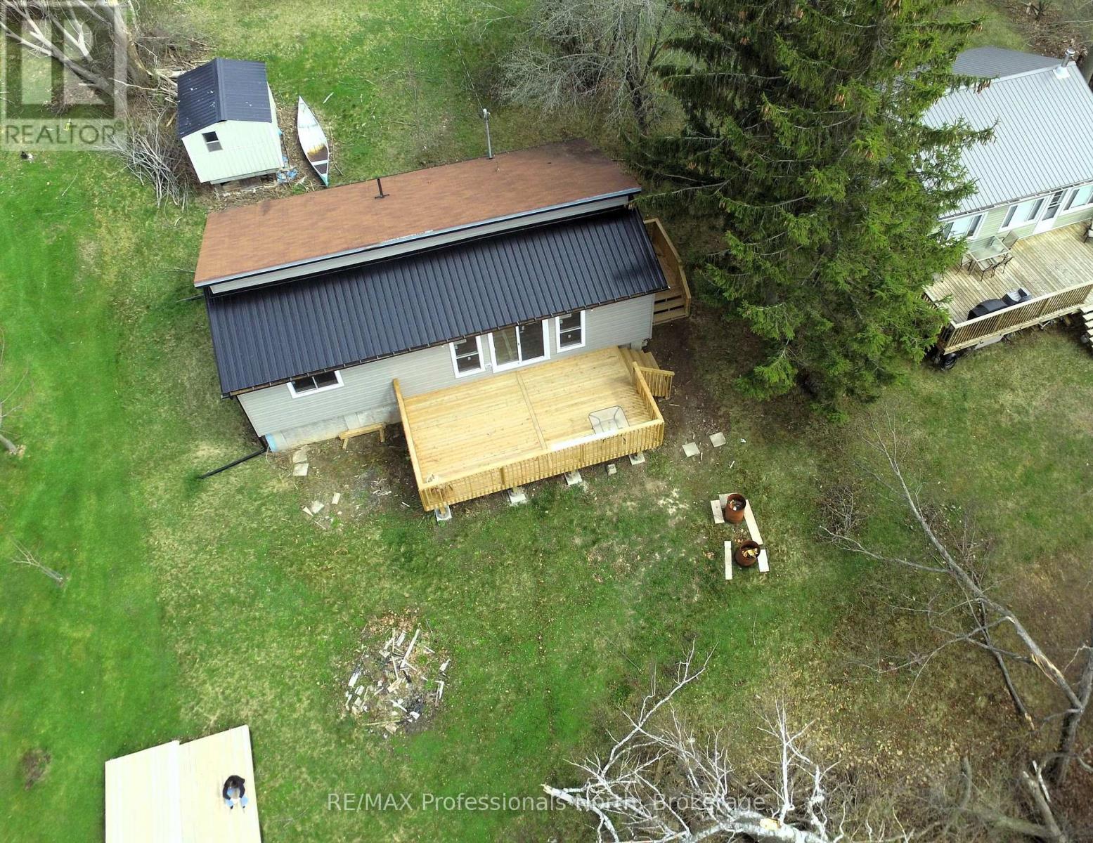 53 Long Island Property Photo 27
